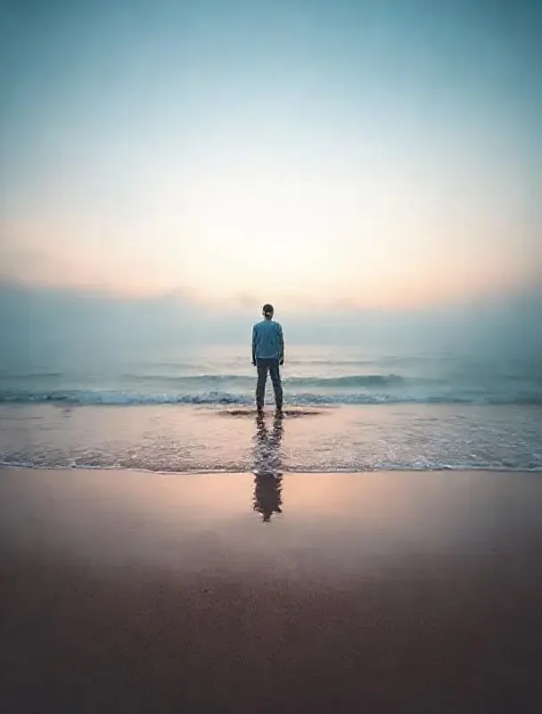 沙洲之上 短剧封面